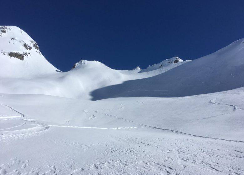 Ski de randonnée initié(e) formule collective 1 jour