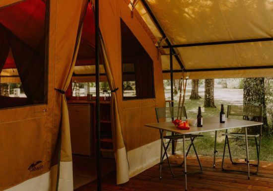 Camping Onlycamp de Domelin