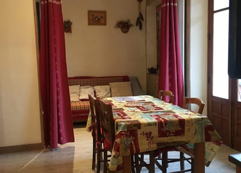 Appartement 2 pièces 4 personnes – FJ01