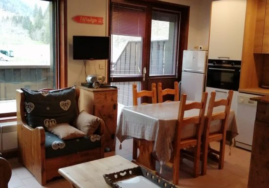 Studio 4 personnes – SCR01