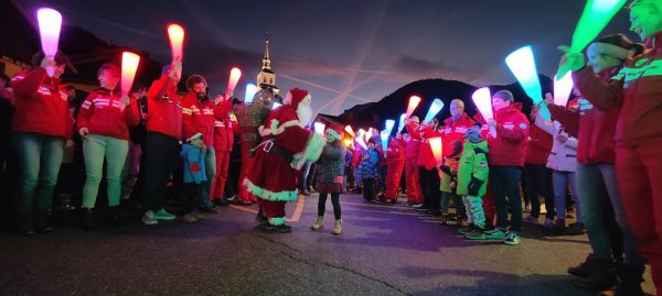 Parade du Père Noël à Arêches