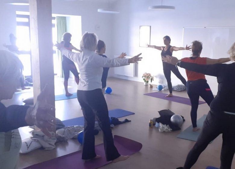 Yoga and Pilates course: Celebrating spring