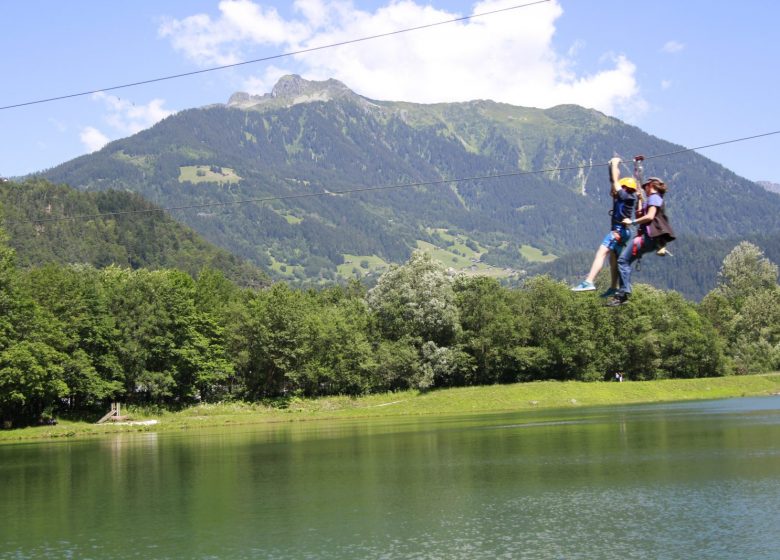 Treetop adventure course in height: Tyrol Aventure