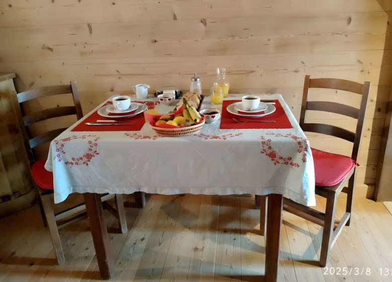 Chambre d&rsquo;hôte dans chalet d&rsquo;alpage