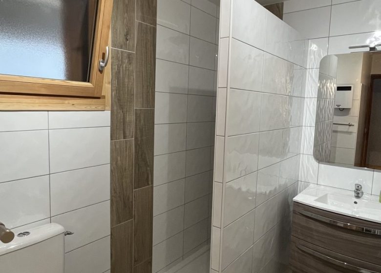 Appartement 5 pièces 6 personnes – FRC02