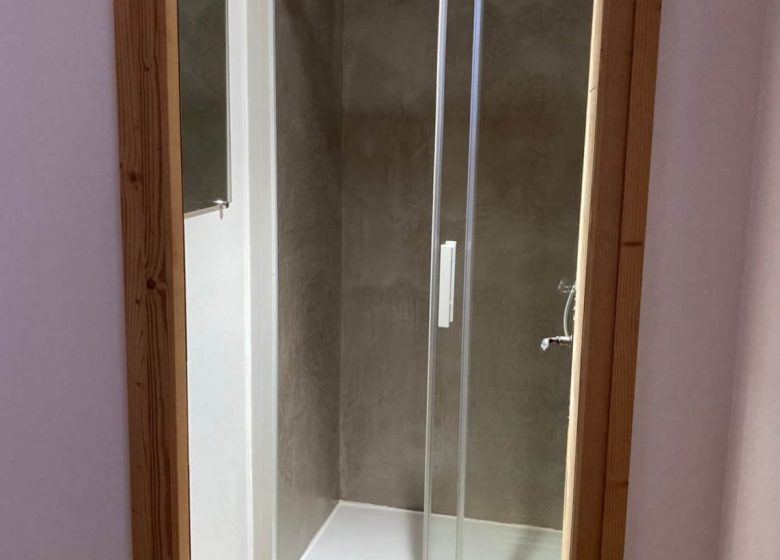 Appartement dans chalet – 7 pièces – 15 personnes – LA FERME BLANCHE